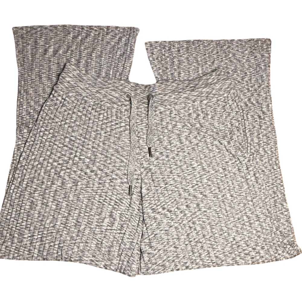 Athleta Revolve Pant Heather Grey Ribbed Flare XL – Worn Once, Excellent